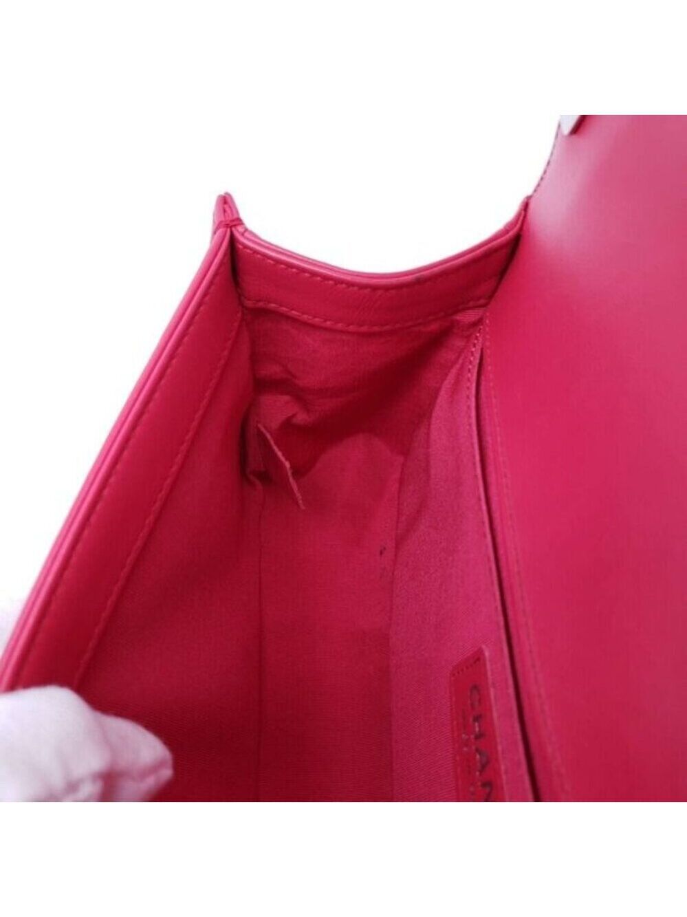 Authentic Chanel Boy Bag Red Quilted Leather Medium Flap Silver Chain CC Logo - Picture 15 of 16